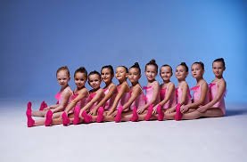 Детский танец для самых маленьких в школе танца Экзерсис